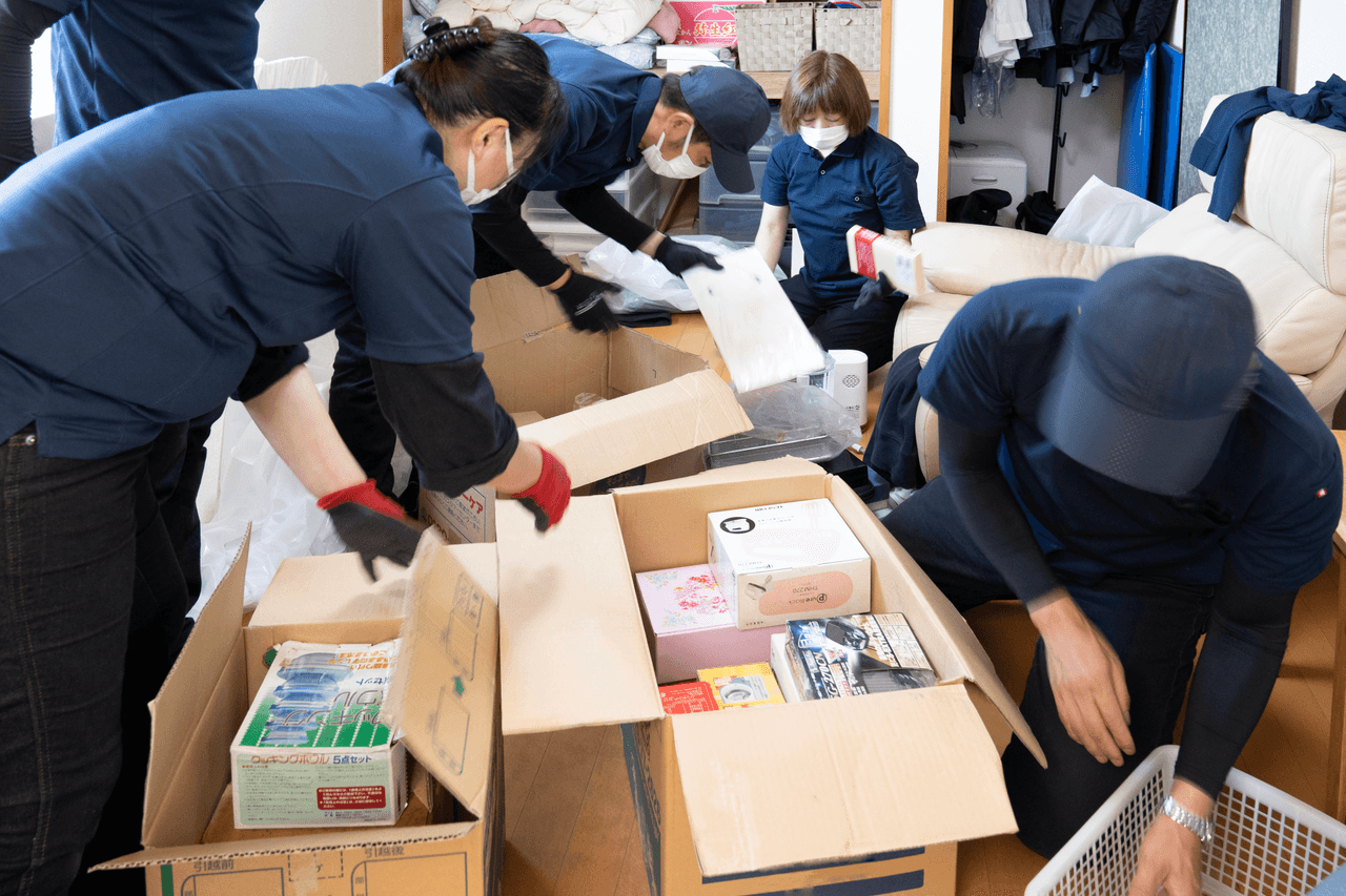 不用品回収・片付け後のスッキリした部屋